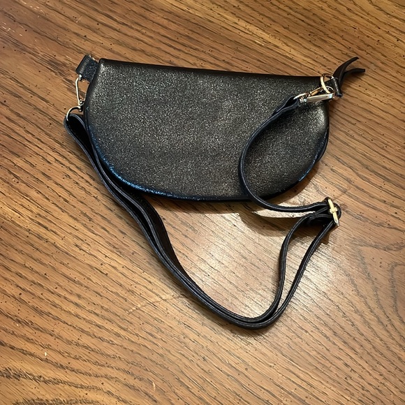 Tourance metallic‎ leather fanny bag, NWOT - Picture 2 of 11